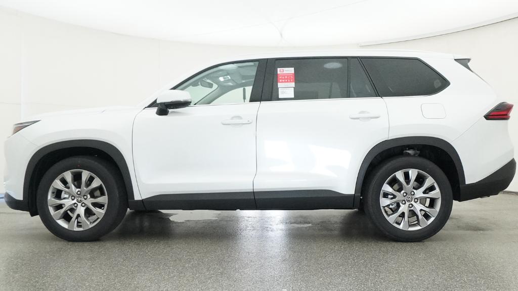 New Wind Chill Pearl [extra cost color] 2026 Toyota Grand