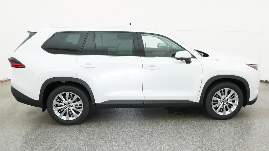 New 2026 Wind Chill Pearl <sup>1</sup> Toyota  Platinum image 14