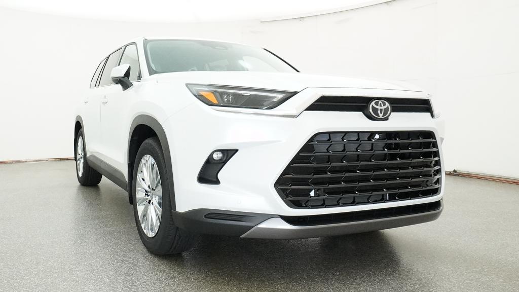 New 2026 Wind Chill Pearl <sup>1</sup> Toyota  Platinum image 7