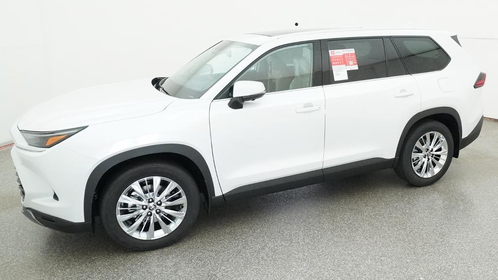 New 2026 Wind Chill Pearl <sup>1</sup> Toyota  Platinum image 5