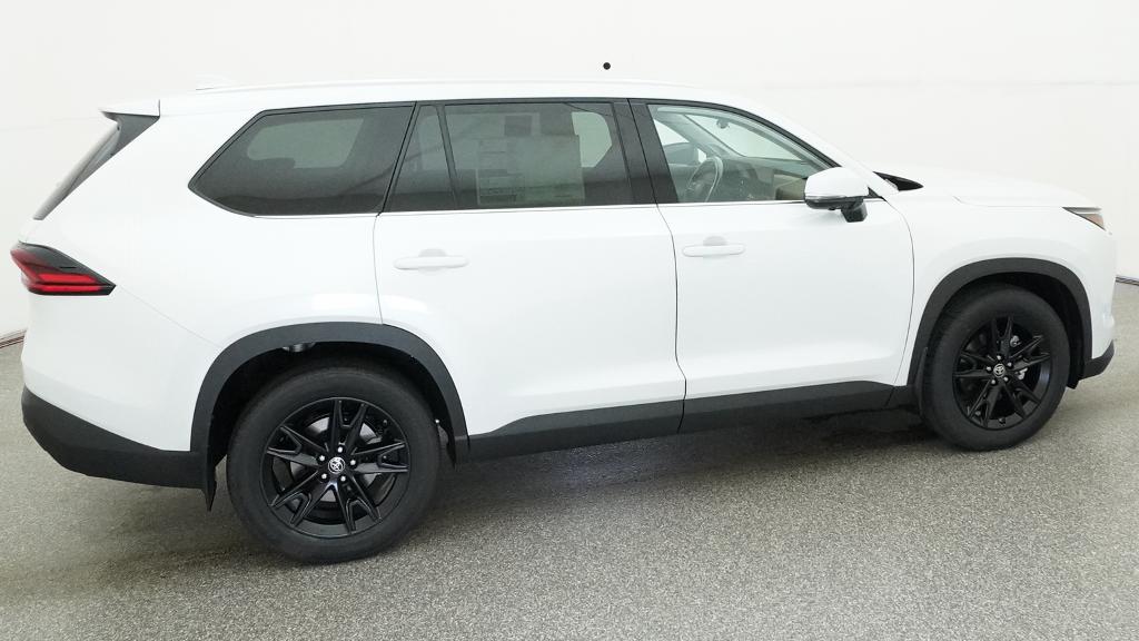 New 2026 Wind Chill Pearl <sup>1</sup> Toyota  Platinum image 37