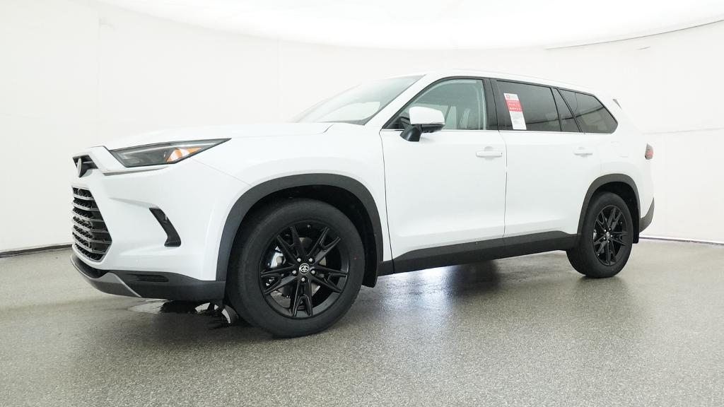 New 2026 Wind Chill Pearl <sup>1</sup> Toyota  Platinum image 27