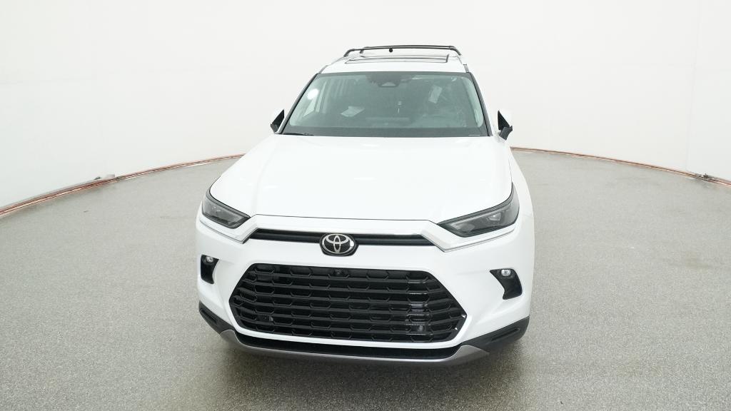 2026 Toyota Grand Highlander Platinum photo 2