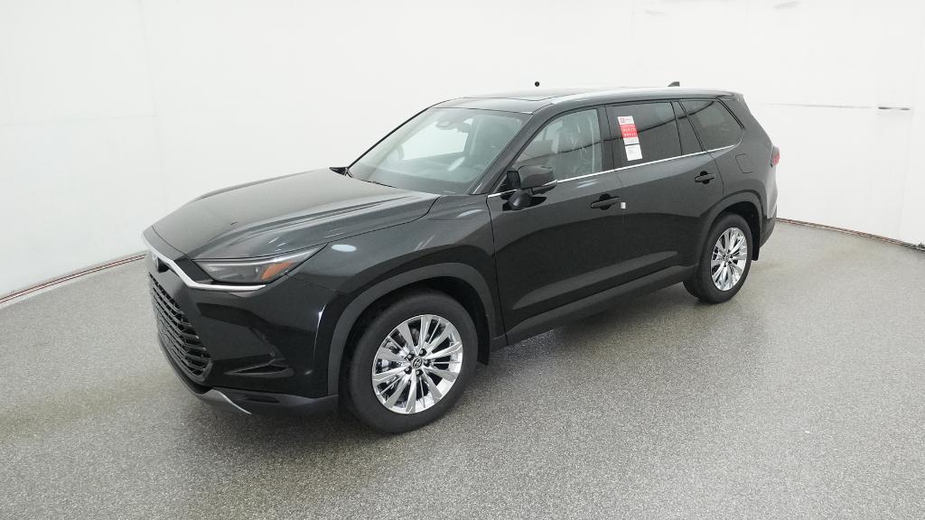 2026 Toyota Grand Highlander Platinum's photo