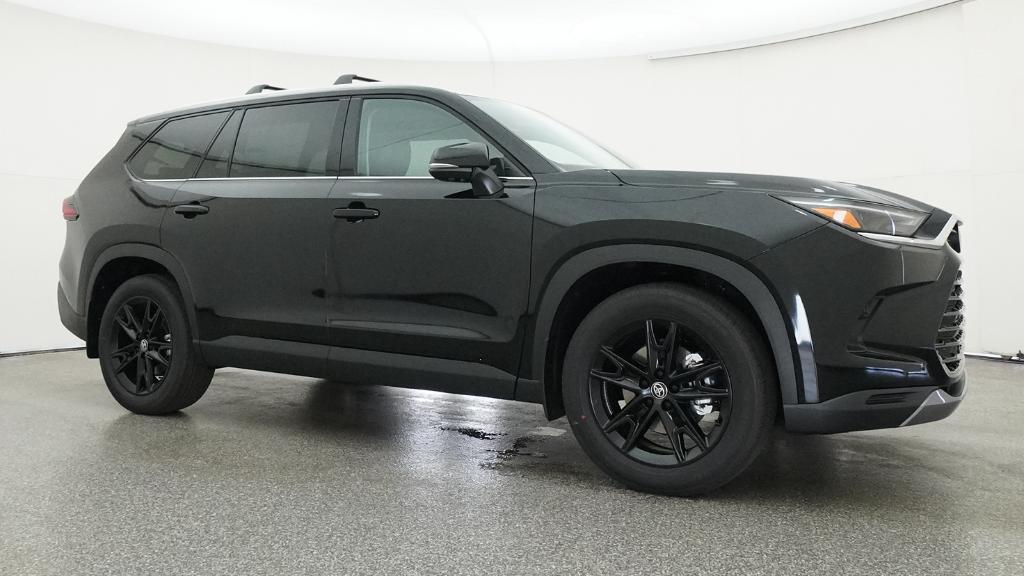 New 2026 Midnight Black Metallic Toyota  Platinum image 9