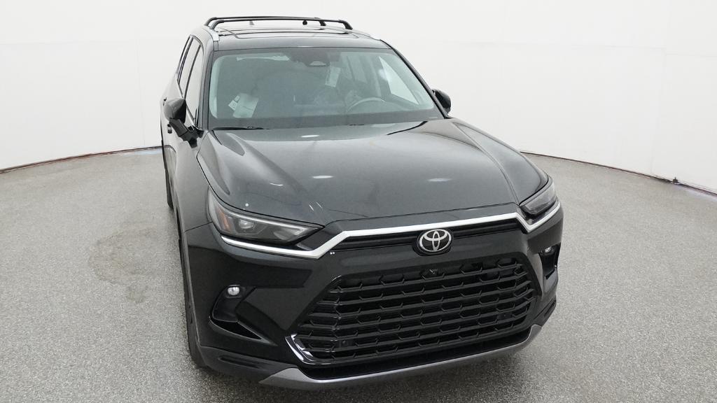 New 2026 Midnight Black Metallic Toyota  Platinum image 3