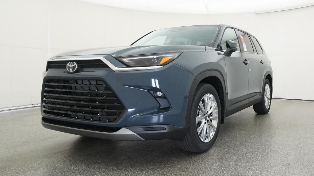 New 2026 Storm Cloud Toyota  Platinum image 8