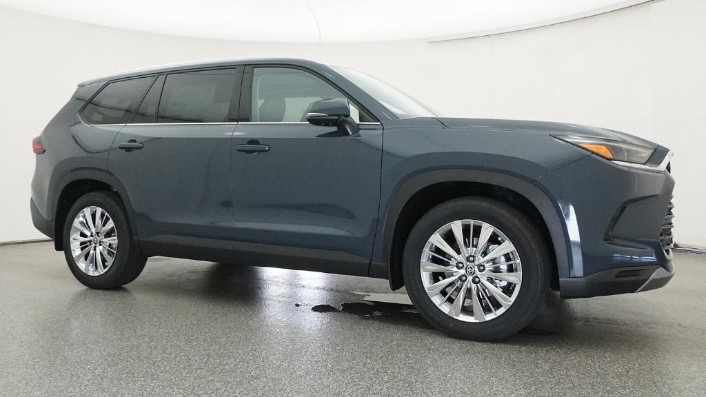 New 2026 Storm Cloud Toyota  Platinum image 18