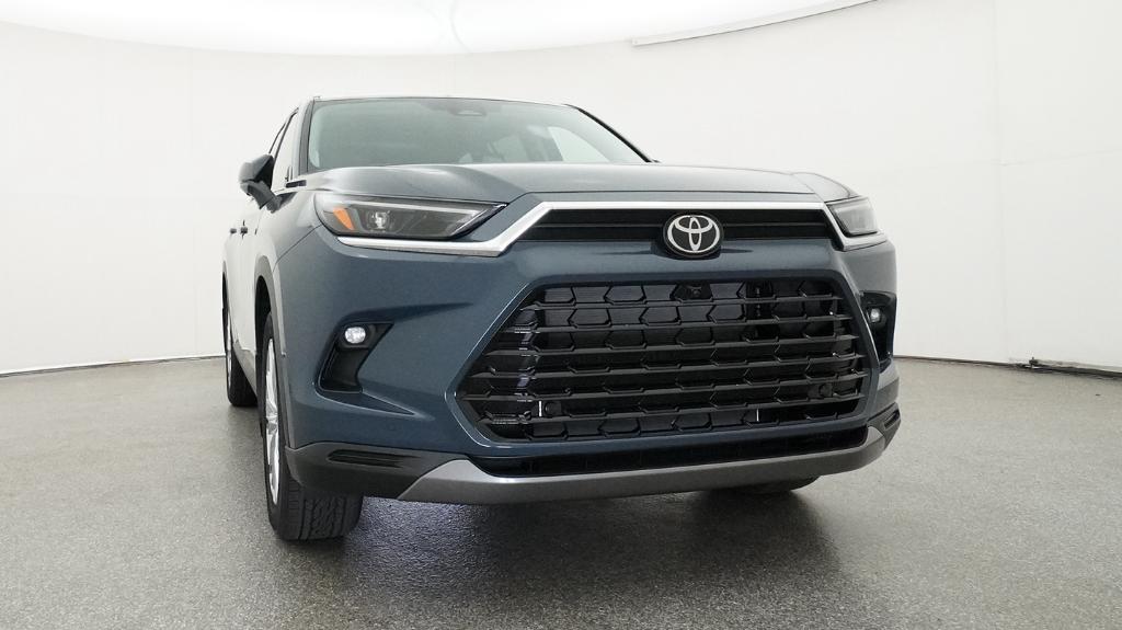New 2026 Toyota Grand Highlander SUV