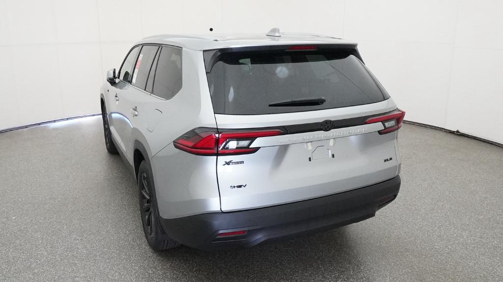 New 2026 Toyota Grand Highlander Hybrid SUV