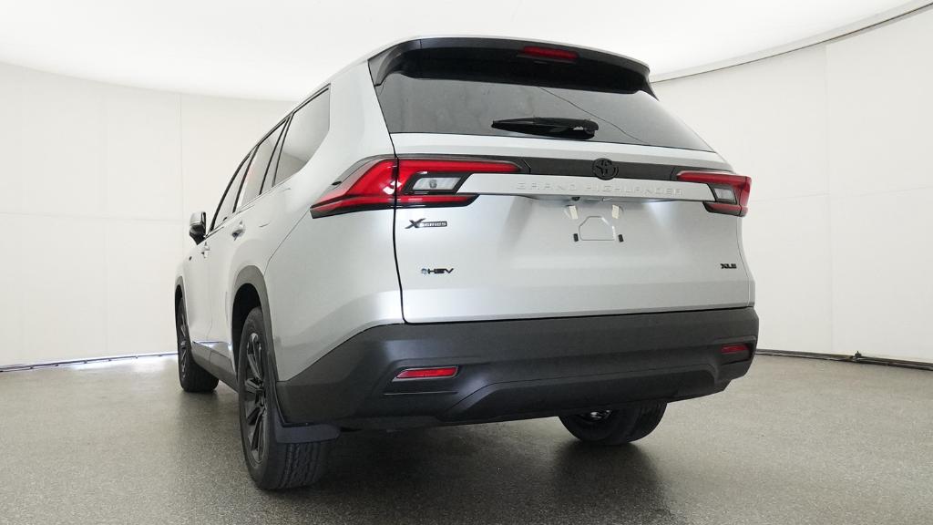 New 2026 Toyota Grand Highlander Hybrid SUV