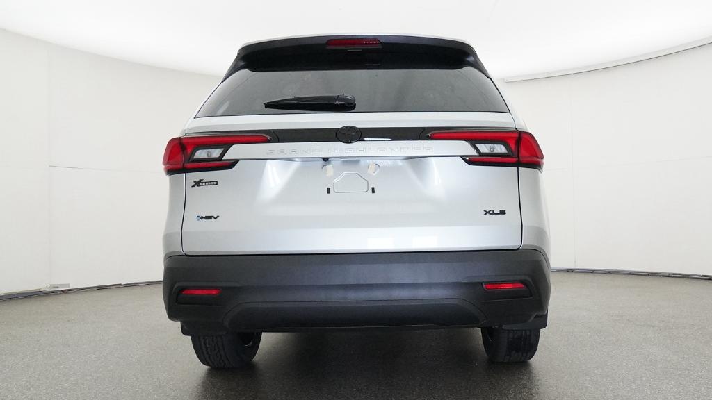 New 2026 Toyota Grand Highlander Hybrid SUV