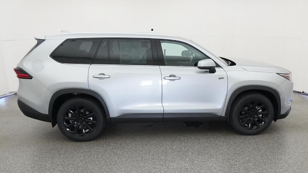 New 2026 Toyota Grand Highlander Hybrid SUV