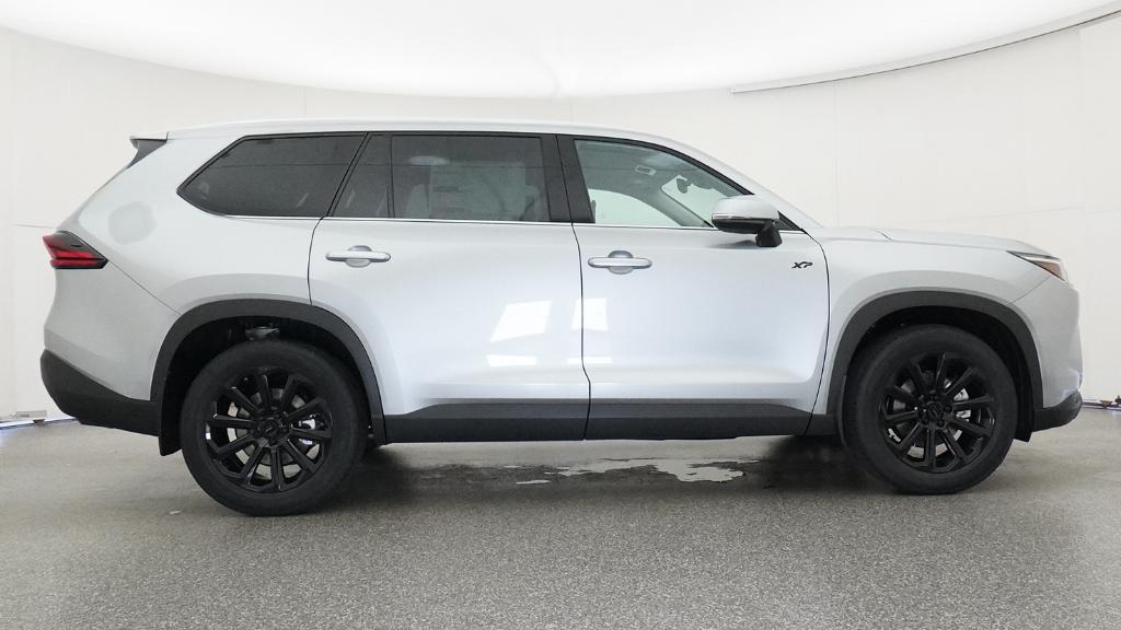 New 2026 Toyota Grand Highlander Hybrid SUV