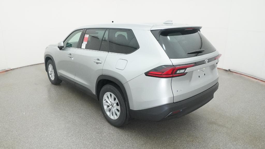 2026 Toyota Grand Highlander Hybrid XLE photo 13