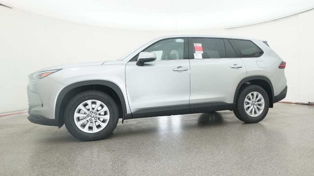 2026 Toyota Grand Highlander Hybrid XLE photo 8