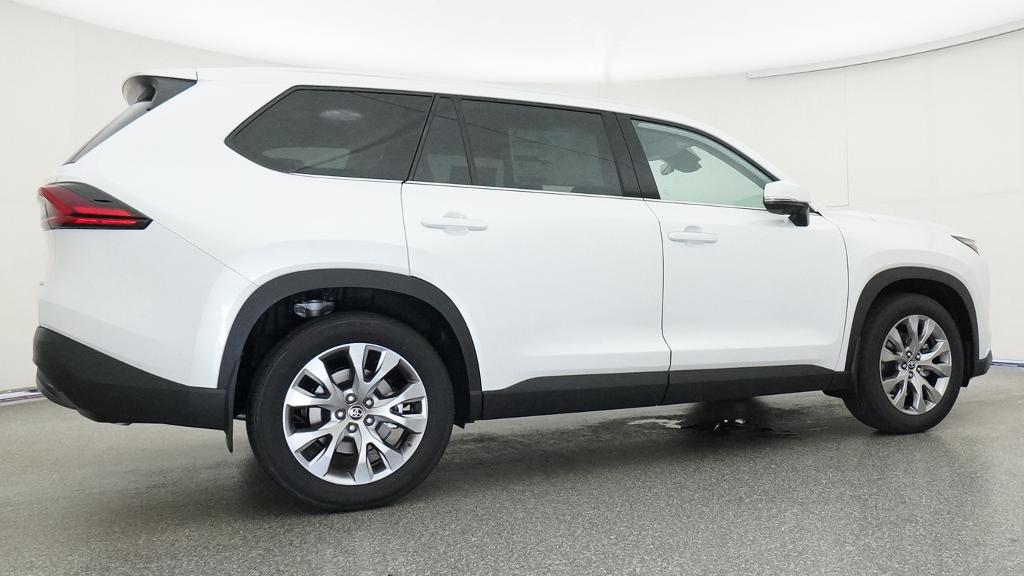 New 2026 Toyota Grand Highlander Hybrid SUV