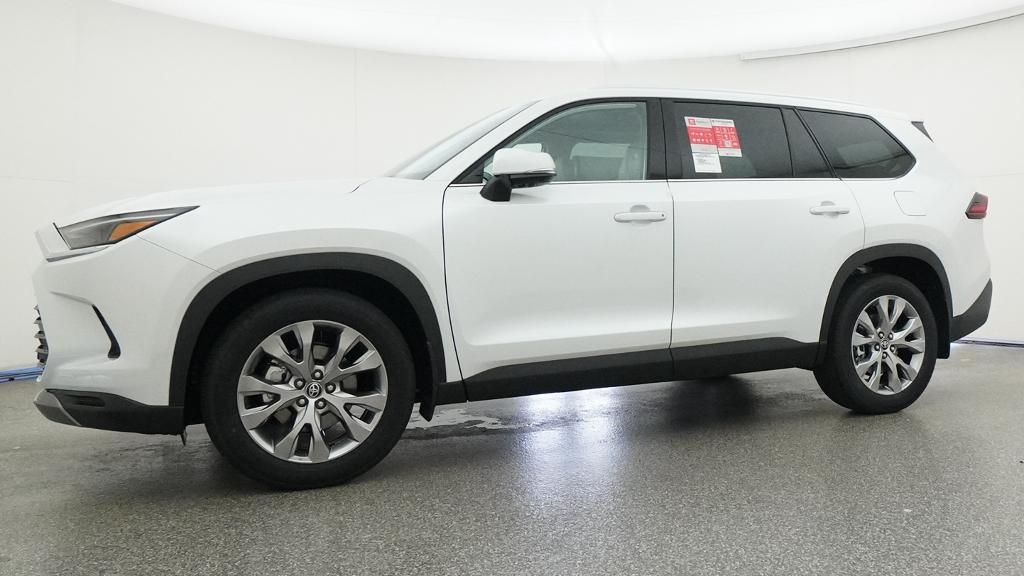 New 2026 Toyota Grand Highlander Hybrid SUV