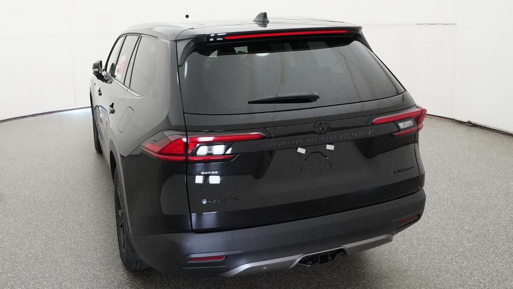 New 2026 Toyota Grand Highlander Hybrid SUV