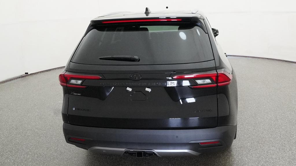 New 2026 Toyota Grand Highlander Hybrid SUV