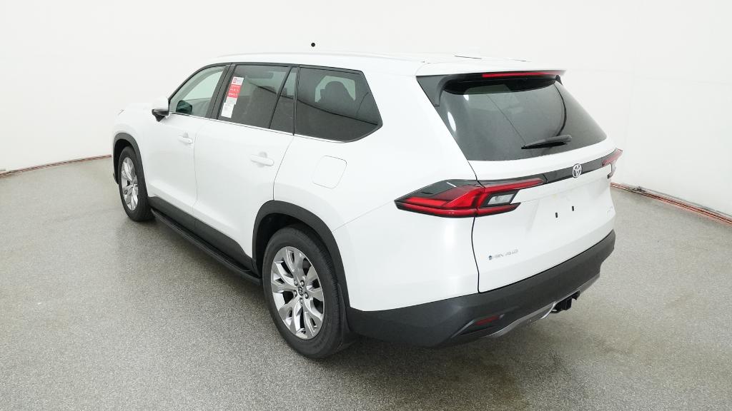 2026 Toyota Highlander Hybrid Limited photo 14