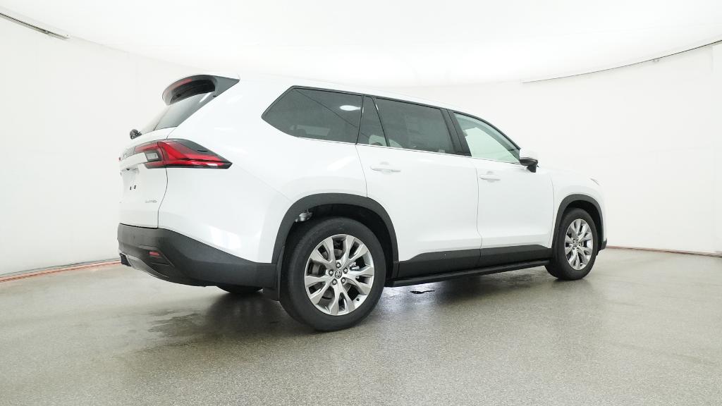 2026 Toyota Highlander Hybrid Limited photo 20