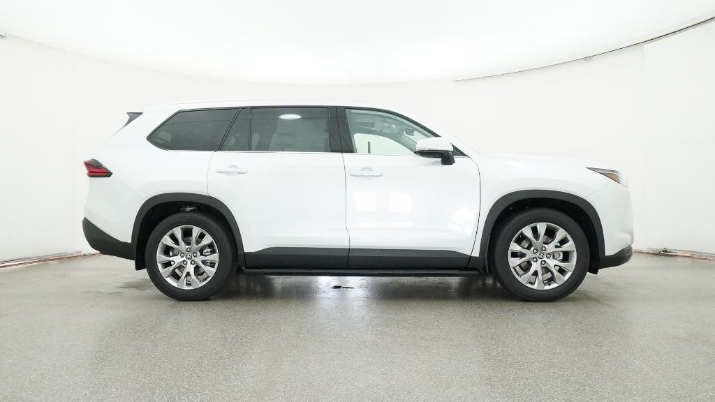 2026 Toyota Highlander Hybrid Limited photo 36