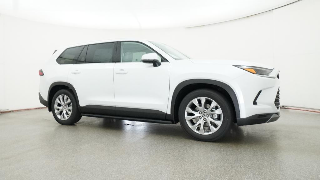 2026 Toyota Highlander Hybrid Limited photo 32