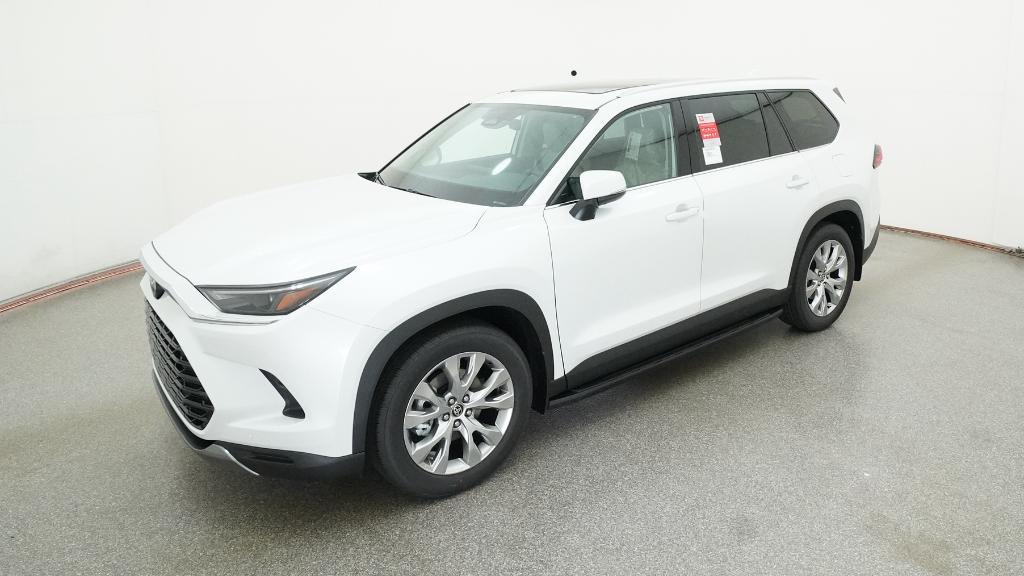 2026 Toyota Highlander Hybrid Limited photo 12