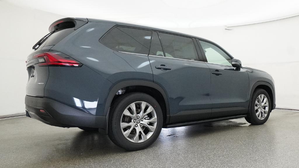 New 2026 Toyota Grand Highlander Hybrid SUV
