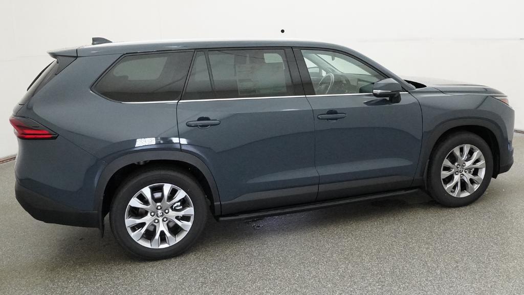 New 2026 Toyota Grand Highlander Hybrid SUV