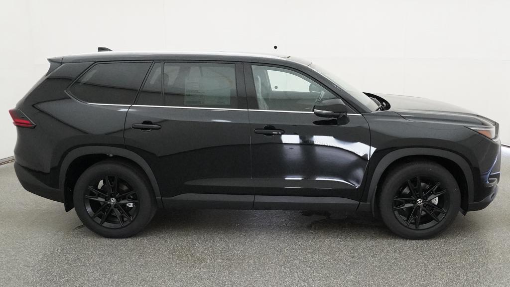 New 2026 Toyota Grand Highlander Hybrid SUV