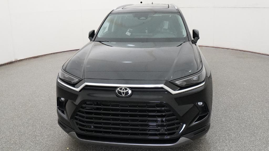 New 2026 Toyota Grand Highlander Hybrid SUV