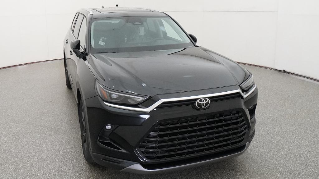 New 2026 Toyota Grand Highlander Hybrid SUV