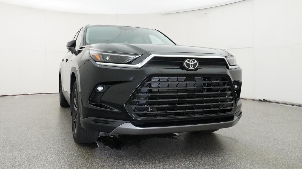 New 2026 Toyota Grand Highlander Hybrid SUV