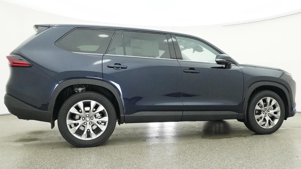 New 2026 Toyota Grand Highlander Hybrid SUV