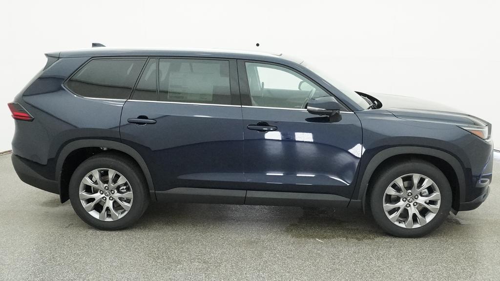New 2026 Toyota Grand Highlander Hybrid SUV
