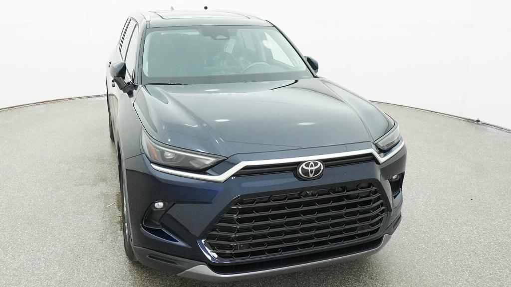 New 2026 Toyota Grand Highlander Hybrid SUV