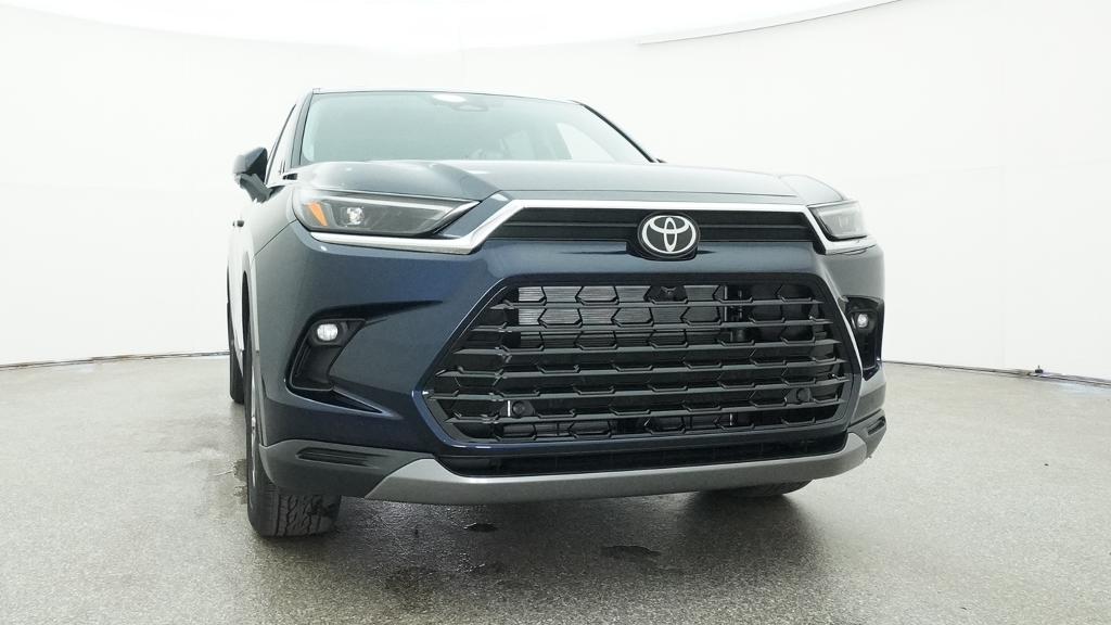 New 2026 Toyota Grand Highlander Hybrid SUV