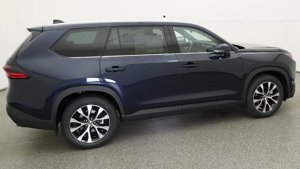 New 2026 Toyota Grand Highlander Hybrid SUV