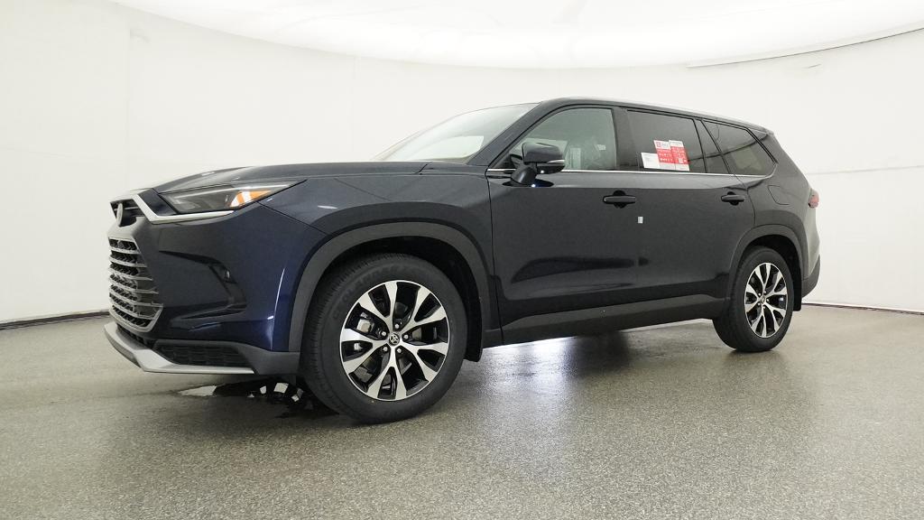 New 2026 Toyota Grand Highlander Hybrid SUV