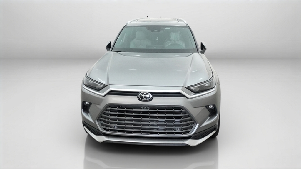 New 2026 Toyota Grand Highlander Hybrid SUV