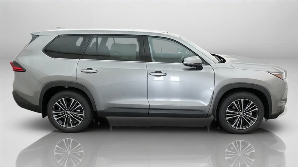 New 2026 Toyota Grand Highlander Hybrid SUV