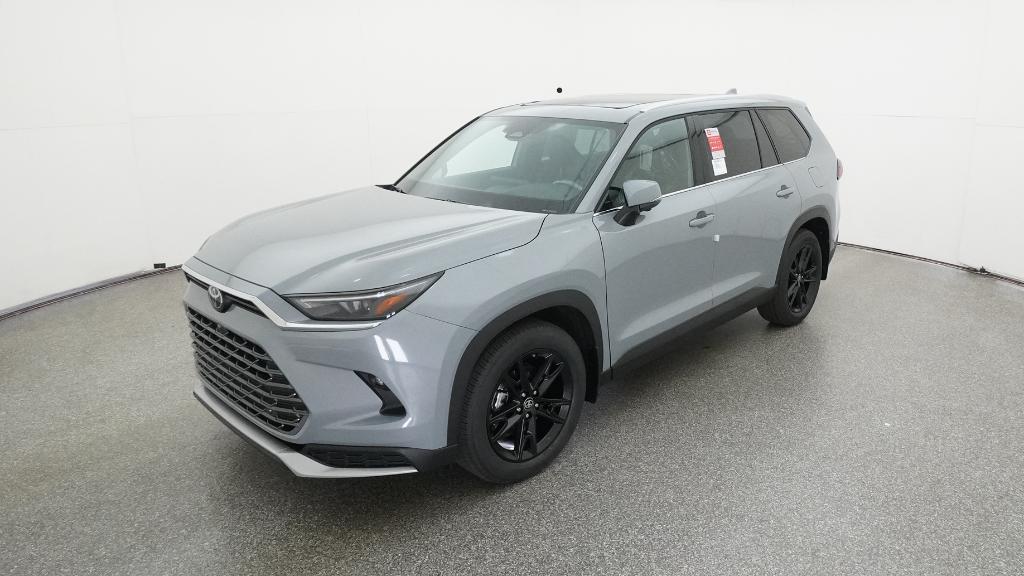 2026 Toyota Grand Highlander Platinum's photo