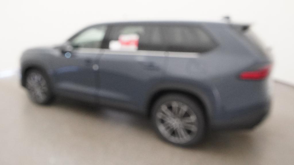 New 2026 Toyota Grand Highlander Hybrid SUV