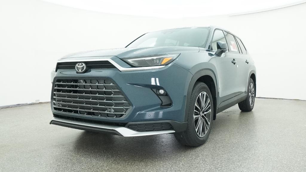 New 2026 Toyota Grand Highlander Hybrid SUV