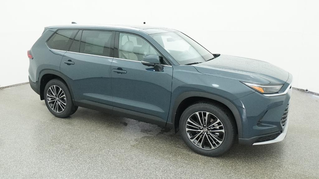 New 2026 Toyota Grand Highlander Hybrid SUV