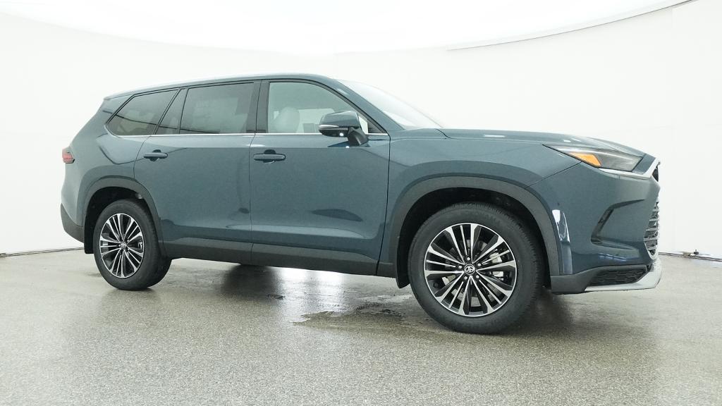 New 2026 Toyota Grand Highlander Hybrid SUV