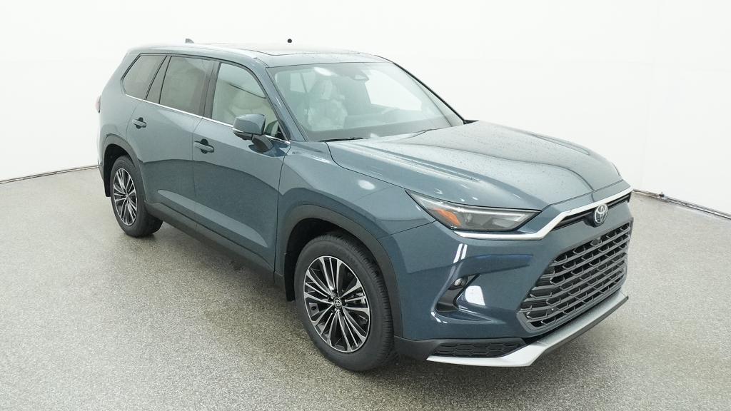 New 2026 Toyota Grand Highlander Hybrid SUV