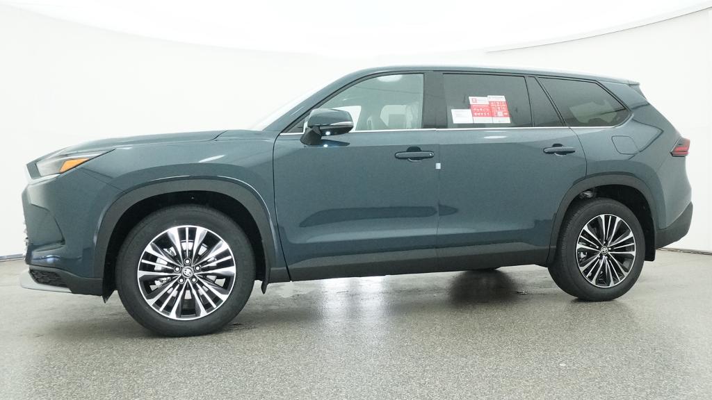 New 2026 Toyota Grand Highlander Hybrid SUV